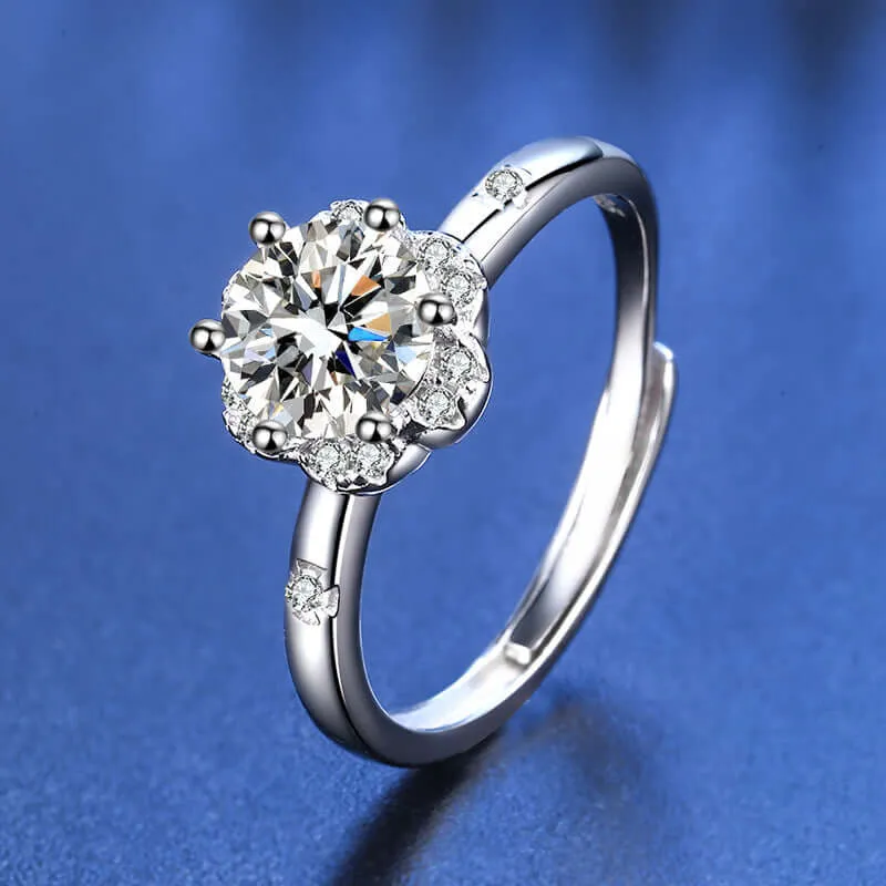 Classic Flower Circle Moissanite Ring