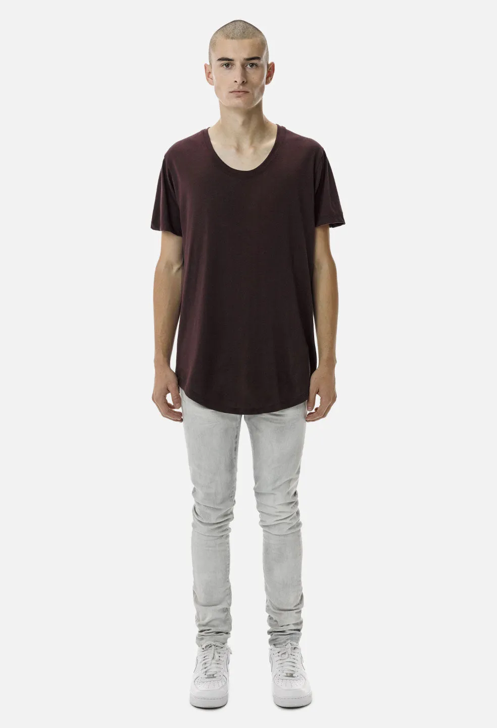 Curve U-Neck / Maroon