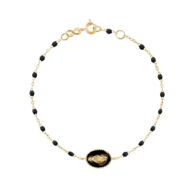 Madone resin charm Classic Gigi Black bracelet, Yellow Gold, 6.7"