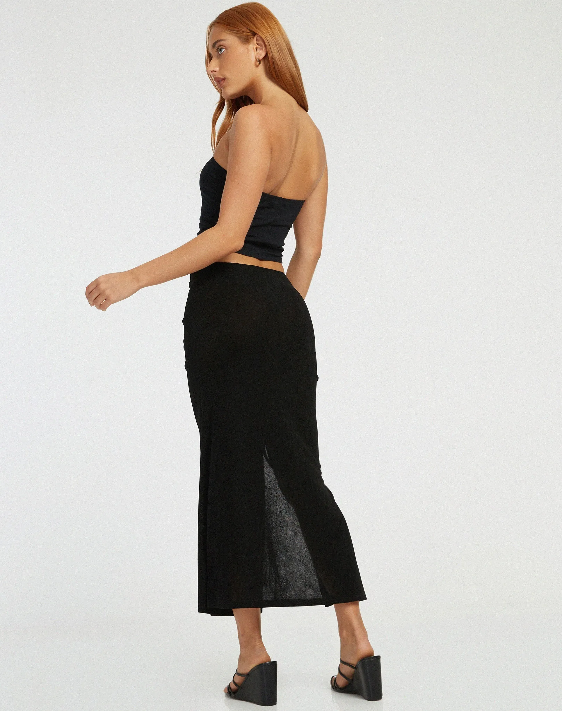 Priyan Midi Skirt in Black