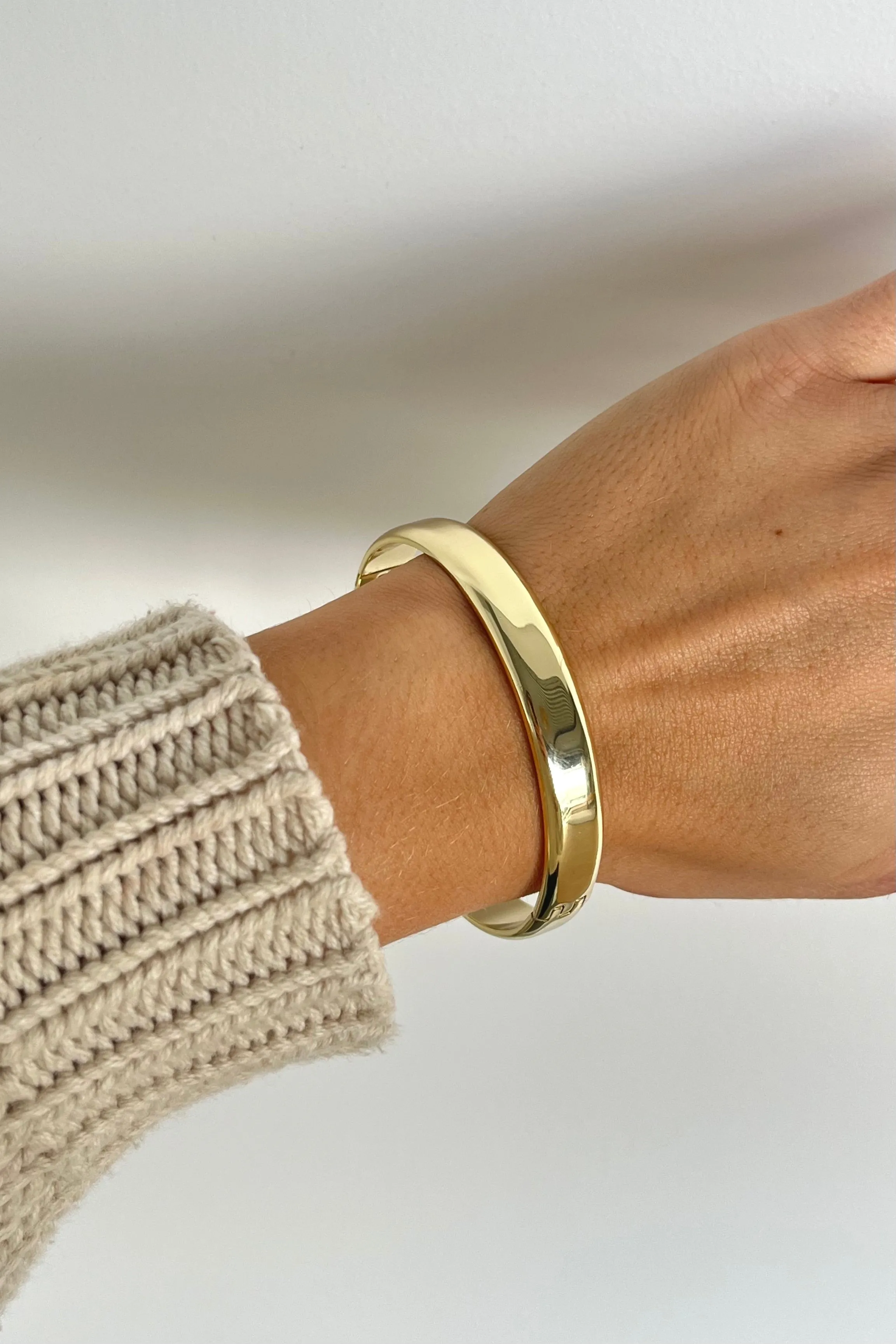 Solid Gold Plated Bangle