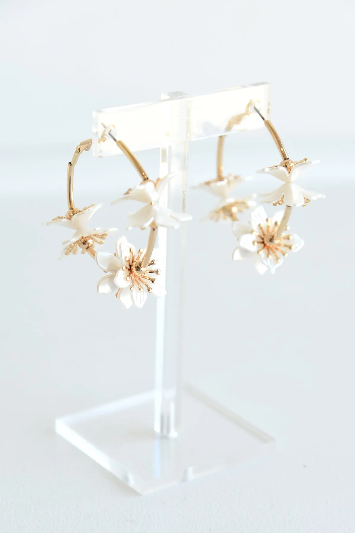 STACY HOOP EARRINGS